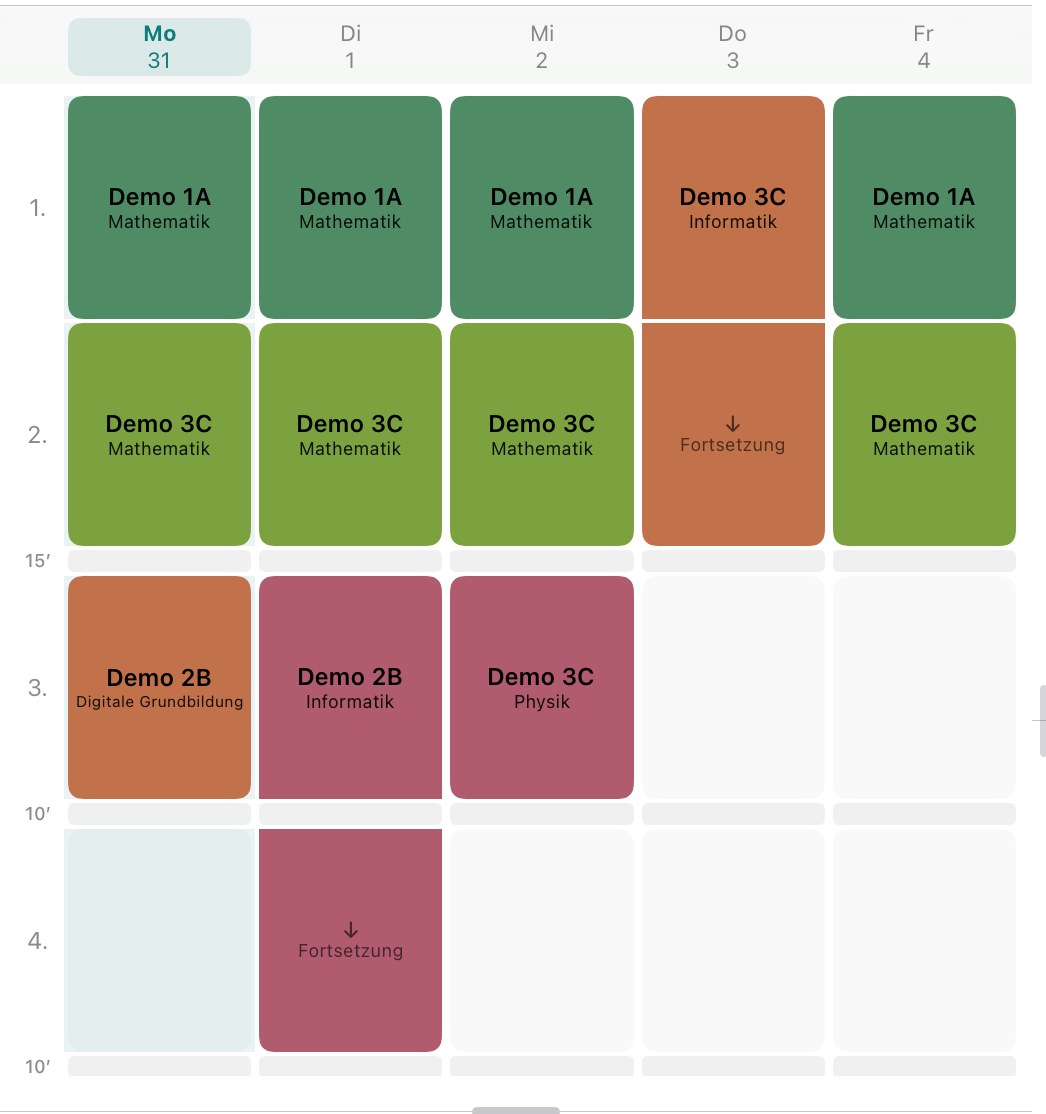GradeGrid-Wochengitter mit Klassen, Fächern, Pausen und Doppelstunden.